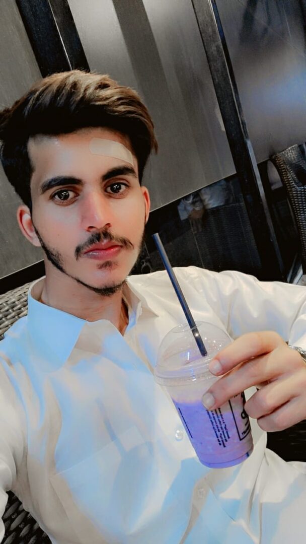 Boy seeking Rishta from Lahore